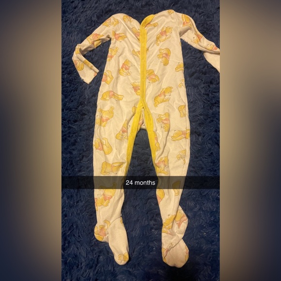 Worn once then too small. Smoke free home - Picture 5 of 5